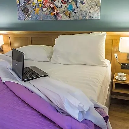 11city Aparthotel