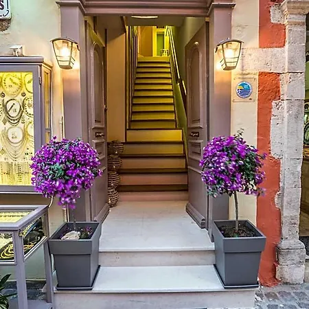 11city Aparthotel 3*